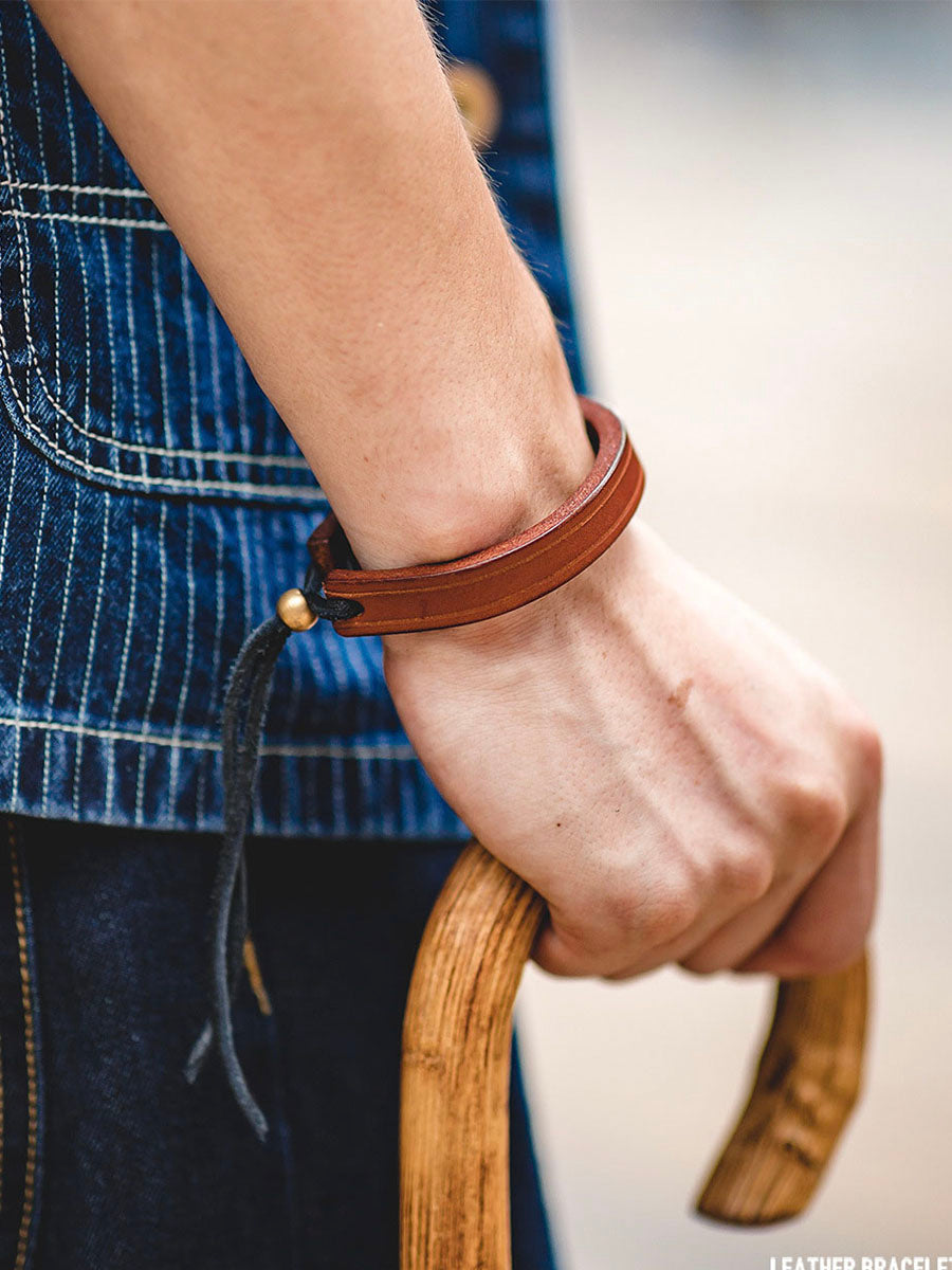 Men's Vintage-Style Adjustable Leather Bracelet