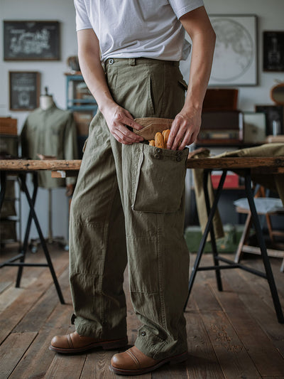 Reproduction du pantalon en sergé à chevrons M-47 de l'armée française 