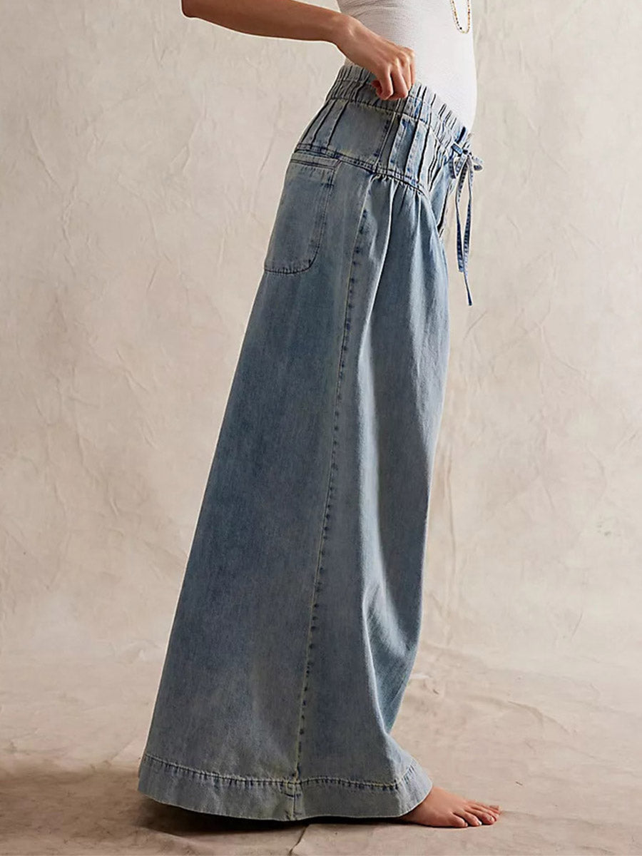 Loose Fit Wide-Leg Jeans