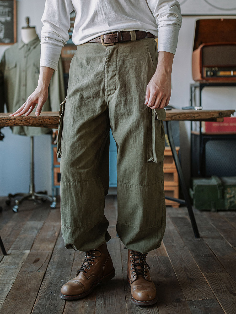 Reproduction du pantalon en sergé à chevrons M-47 de l'armée française 