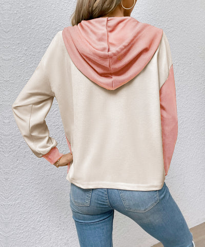 Haut à capuche en tricot gaufré à blocs de couleurs pour femme
